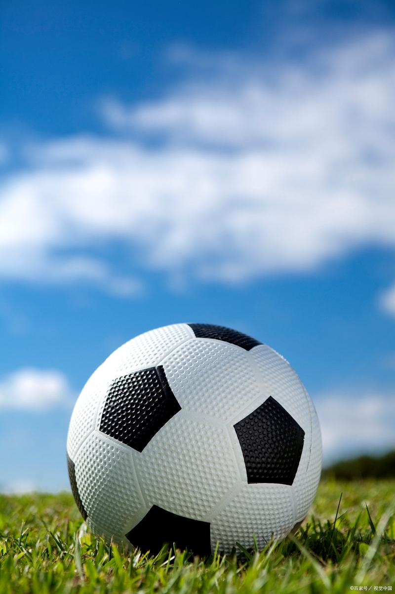 Xian City Wall gets health checkup after heavy rains